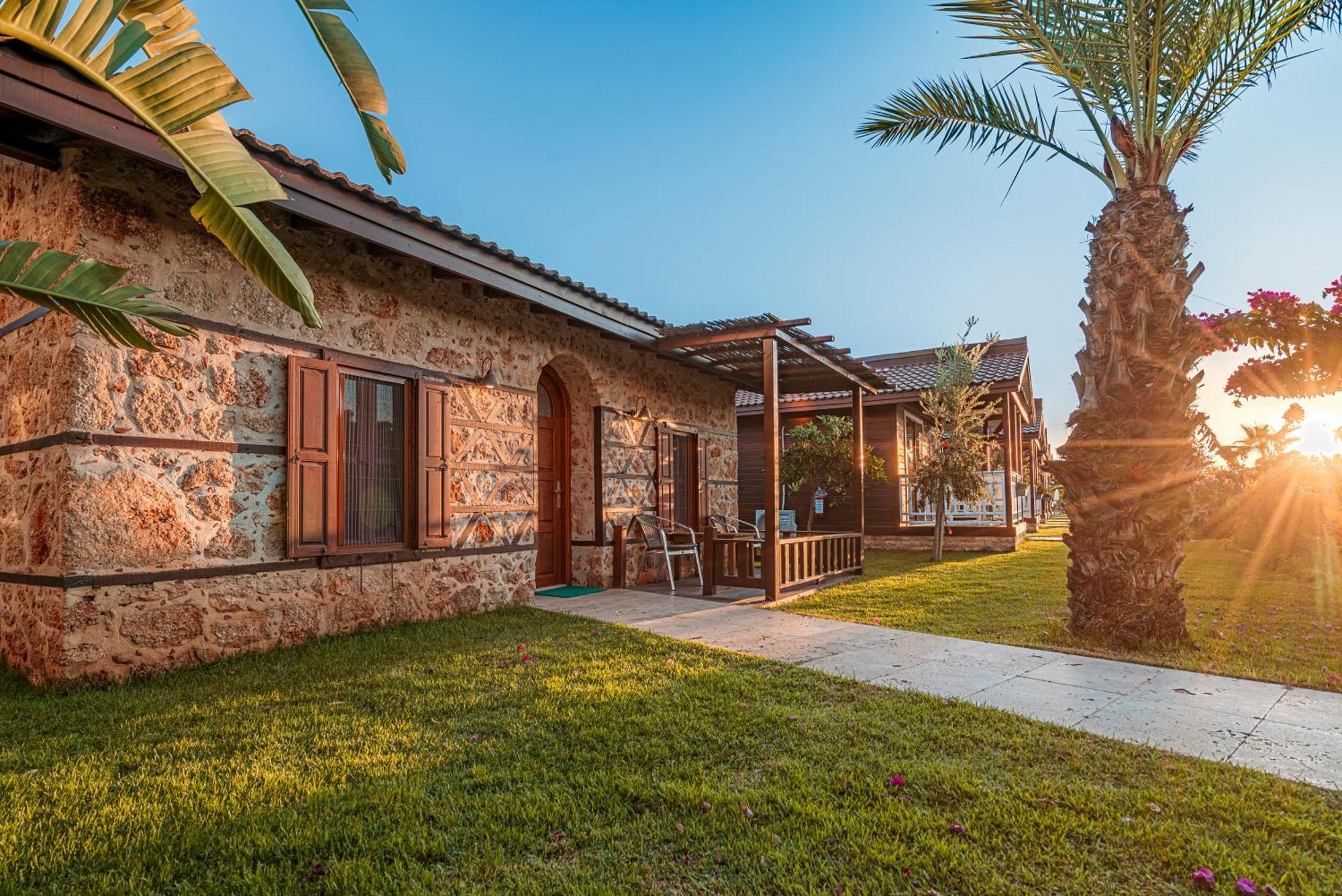 Sedir Park - Beach Bungalow คาร์ยิจัค ภายนอก รูปภาพ
